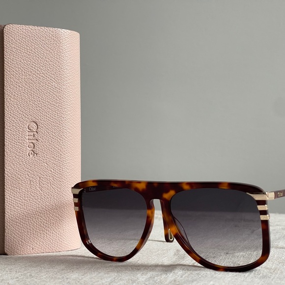 Chloe Accessories - Chloé Havana Brown sunglasses